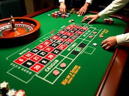 Andar Bahar live table on djarum4d login with dealer and card layout